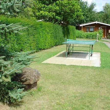 Ferienhaus Kranich W05 Im Ferienpa بيت للعطل