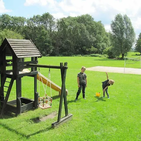 Ferienhaus Kranich W05 Im Ferienpa * Neukalen